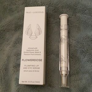 Plumping lip and eye serum